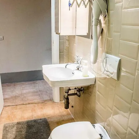 Tetto Farini 5- Per 4 Apartment Parma